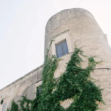 Masseria Barone Gambadoro 3* Monte SantʼAngelo